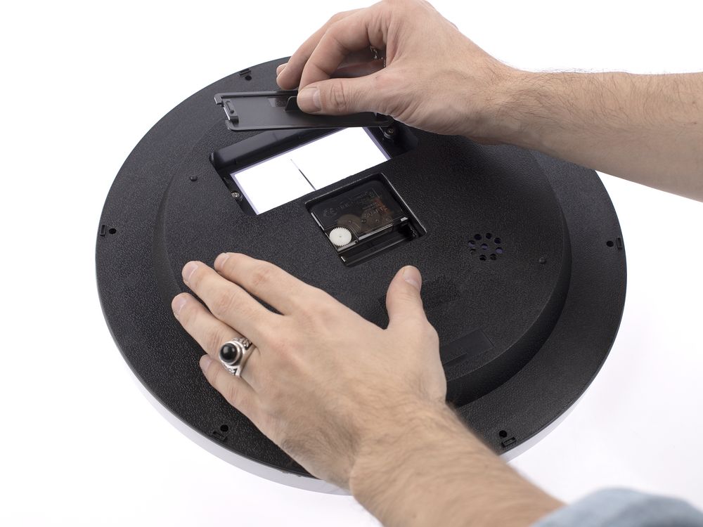 Часы настенные Insert2, белые в Ярославле